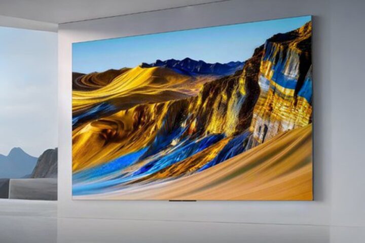 TCL Giới Thiệu TV Micro LED Khủng 163 Inch, Đỉnh Sáng 10.000 Nits Giá Gần 1 Tỷ Đồng