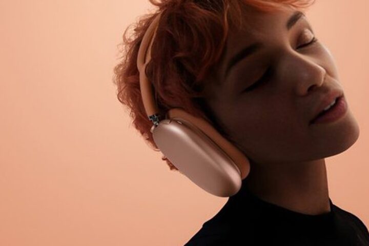 Apple AirPods Max 2: Đánh Giá Chi Tiết Về Sự Thay Đổi Hạn Chế