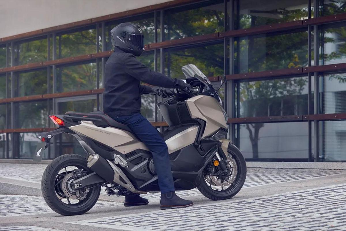 Khám Phá Honda Forza 750 2027: Đột Phá Công Nghệ và Thiết Kế Đỉnh Cao
