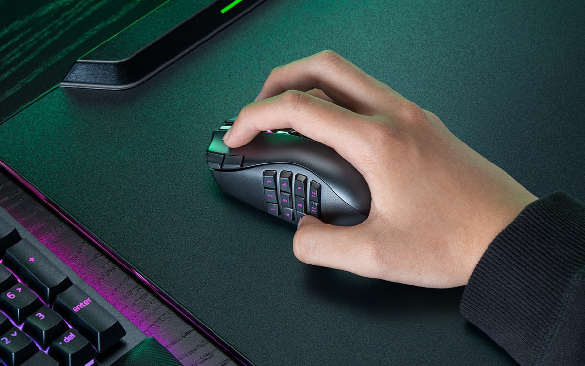 Razer Naga V3 Pro: Chuột Gaming Đột Phá Với 23 Nút Tùy Chỉnh Giá 5,29 Triệu Đồng