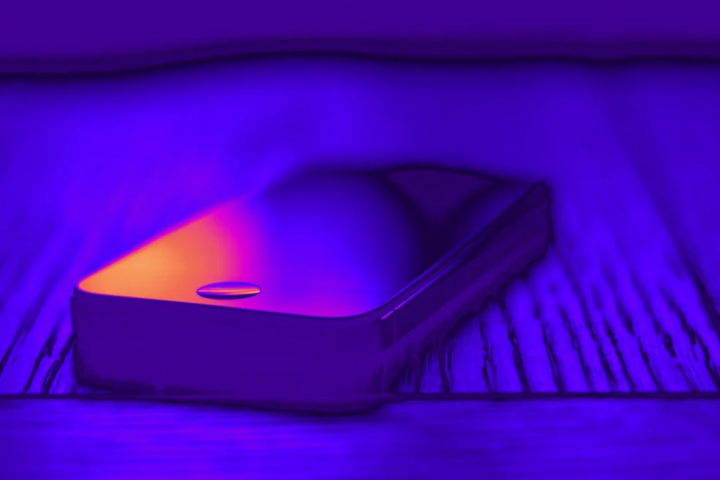 Cách Apple Tạo Ra Tính Năng Bảo Vệ Người Dùng Qua Việc Khởi Động Lại iPhone Tự Động