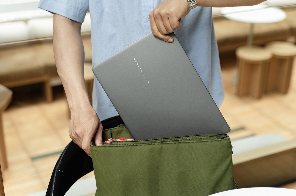 Chọn Laptop Cho Sinh Viên: Lời Khuyên Xương Máu Từ Chuyên Gia