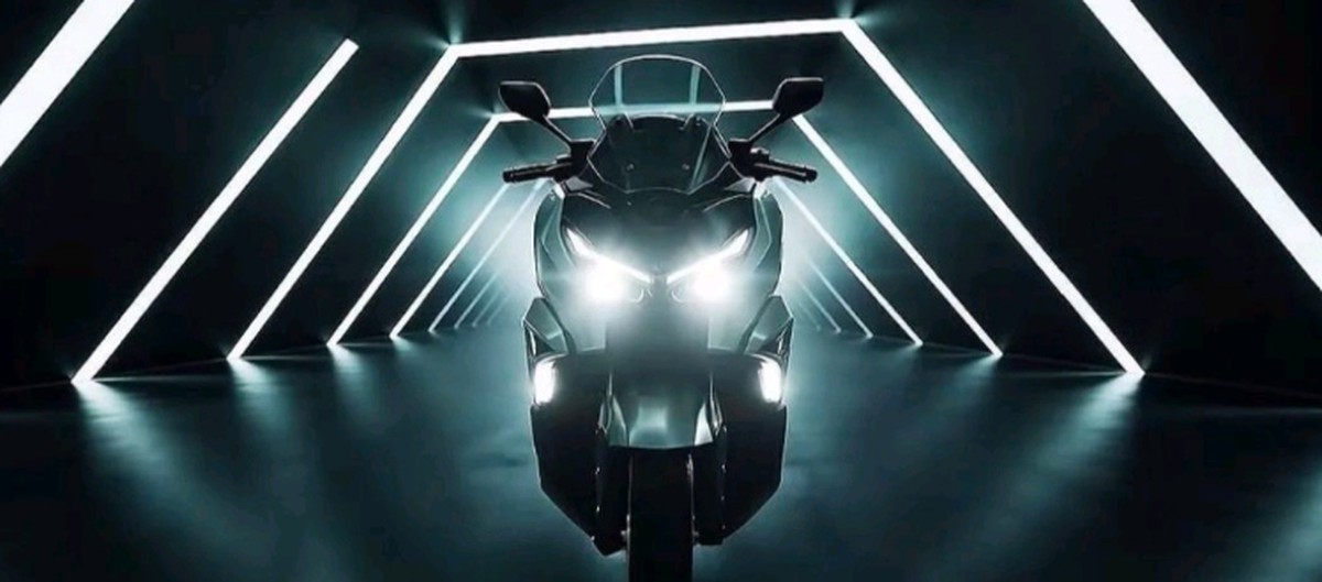 TEYIN Đối Đầu Với Honda SH350i: Xe Tay Ga Hai Xi-Lanh Giá Hơn 120 Triệu Đồng