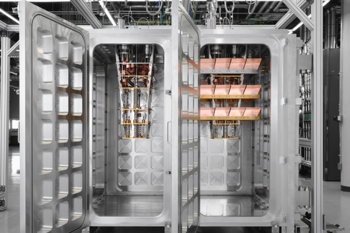 IBM Ra Mắt Hệ Thống Làm Lạnh Siêu Cấp Đột Phá Cho Máy Tính Lượng Tử