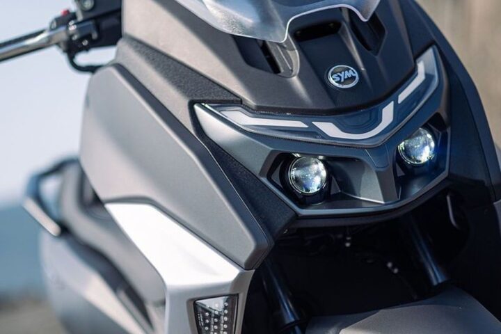Khám Phá SYM MaxSym 400: Mẫu Xe Tay Ga Đáng Mua Với Động Cơ 400cc