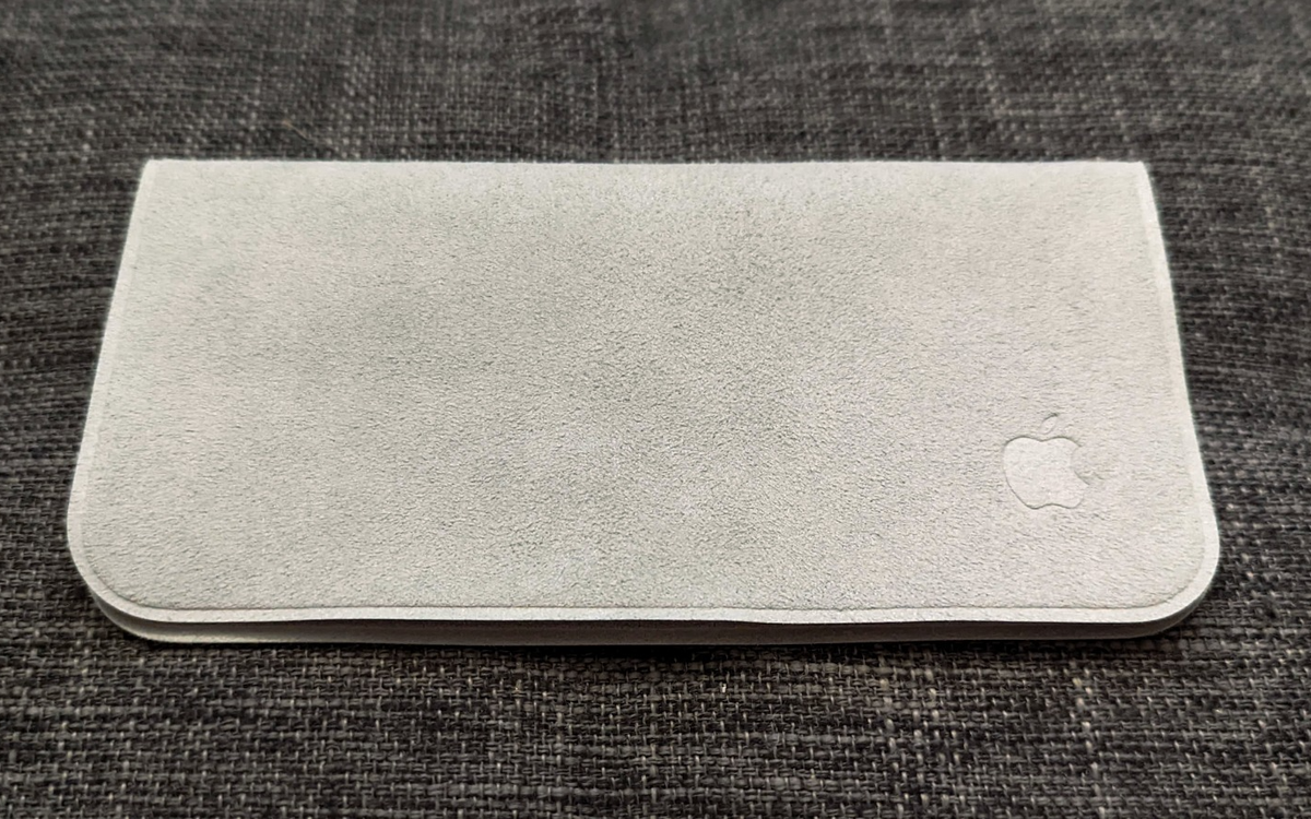 Apple Tung Ra Khăn Lau Màn Hình Mới Với Giá Giảm Đáng Kể