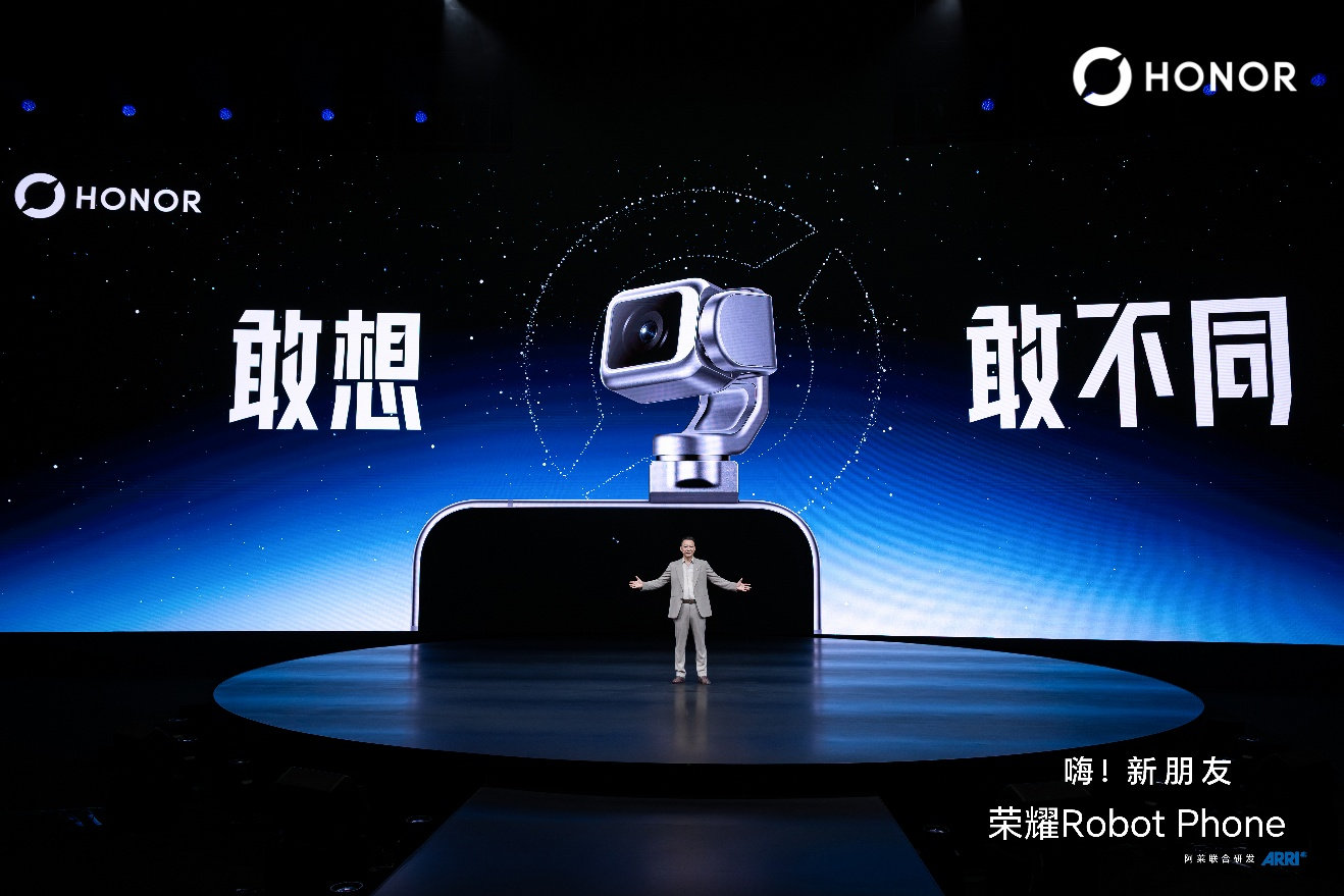 image_20260812_210454 HONOR Robot Phone ra mắt: Hơn 400.000 lượt đặt trước, giá từ khoảng 39 triệu đồng - Ảnh 1.