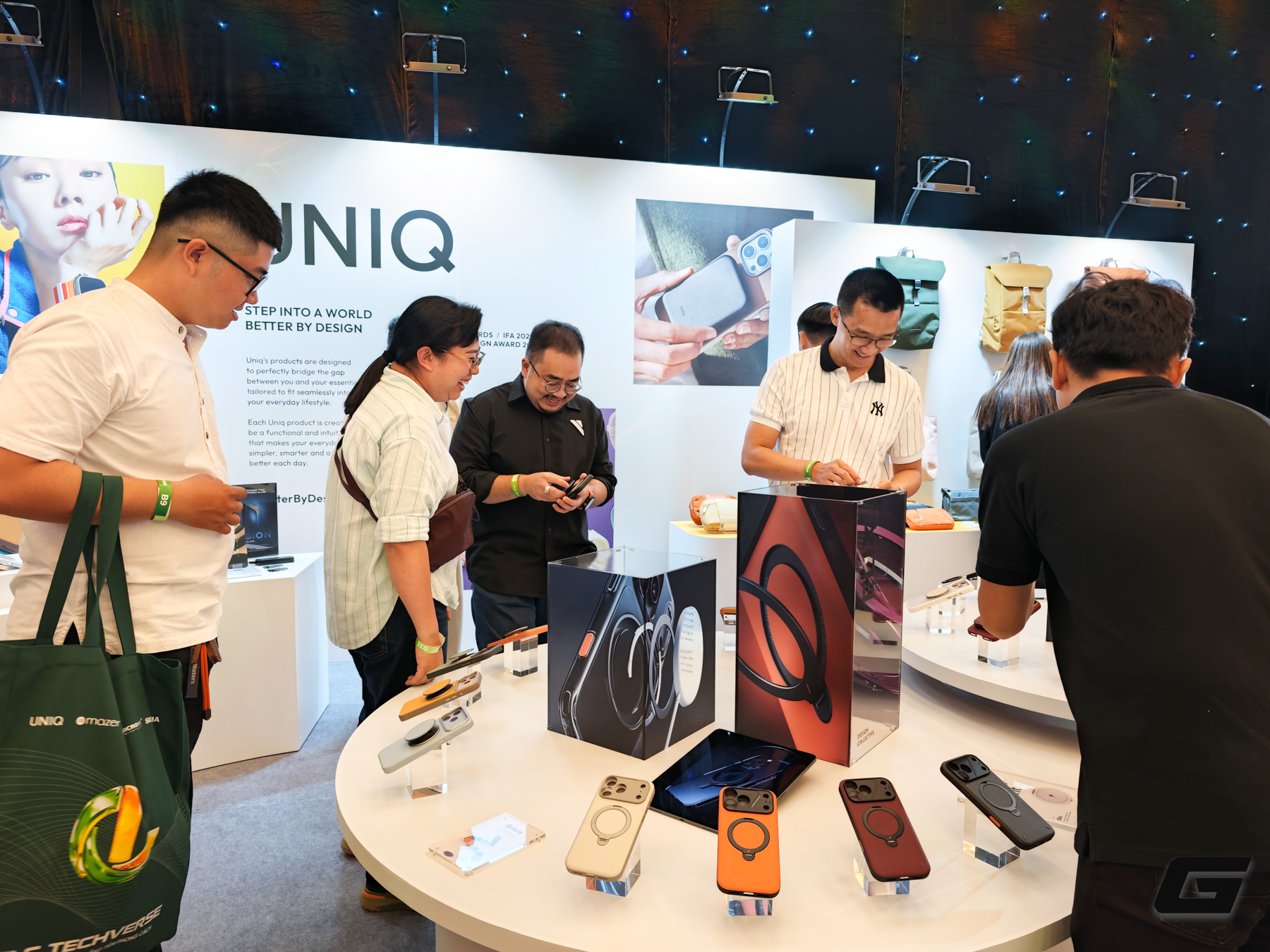 TLC Trading Đặt Mục Tiêu Tăng Doanh Số Phụ Kiện Trước Mùa iPhone Mới - Ảnh 1.