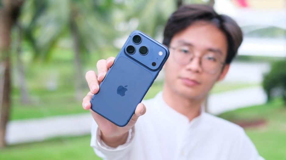 iPhone 17 Pro Đột Phá Với AI và Màn Hình 120Hz So Với iPhone 16