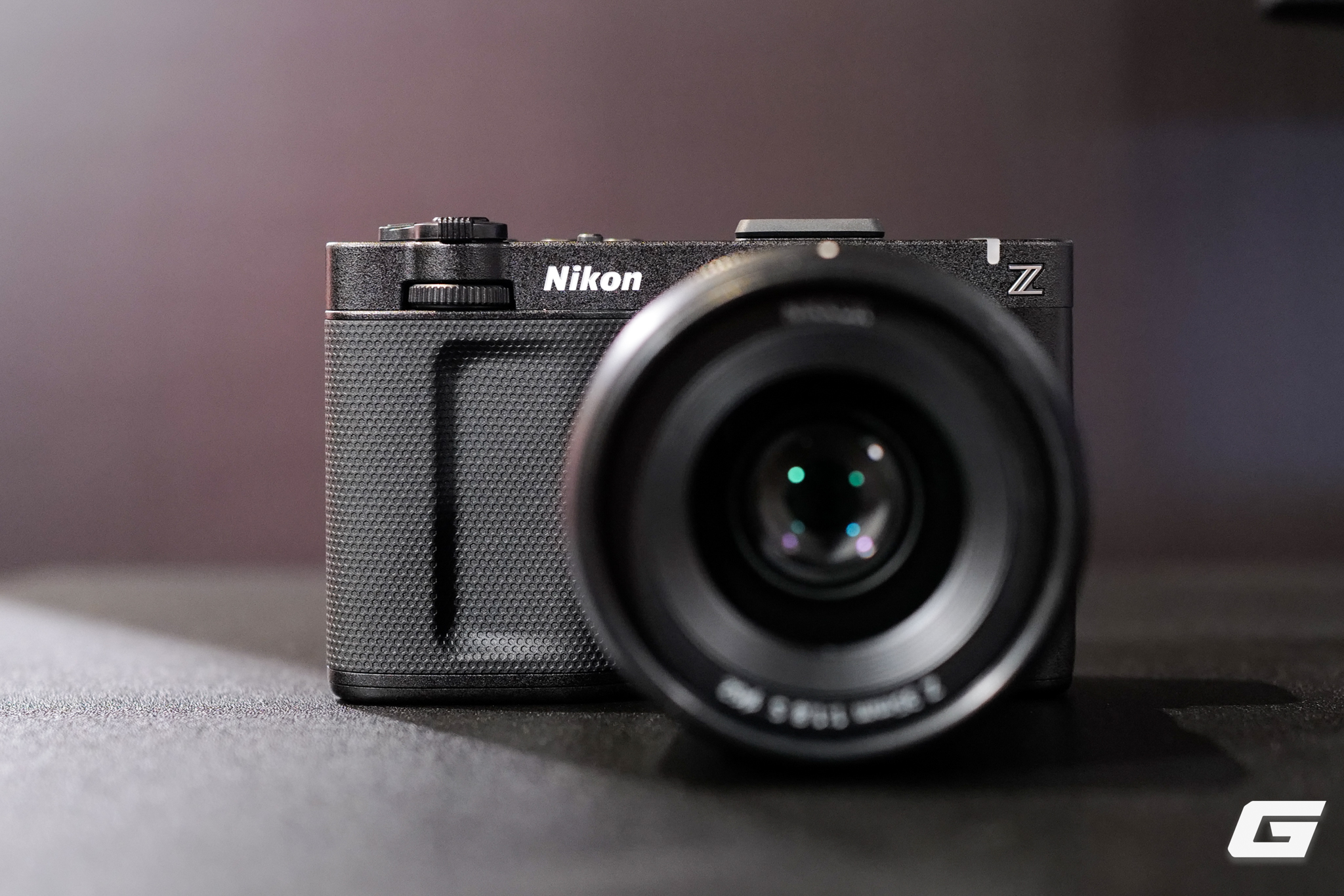 Nikon ZR: Thiết Kế Nhỏ Gọn Và Hiệu Năng Vượt Trội Nikon ZR: Thiết Kế Nhỏ Gọn Và Hiệu Năng Vượt Trội