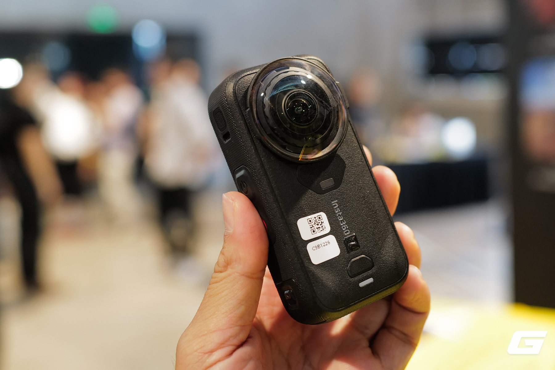 Insta360 X6 với công nghệ chống rung FlowState