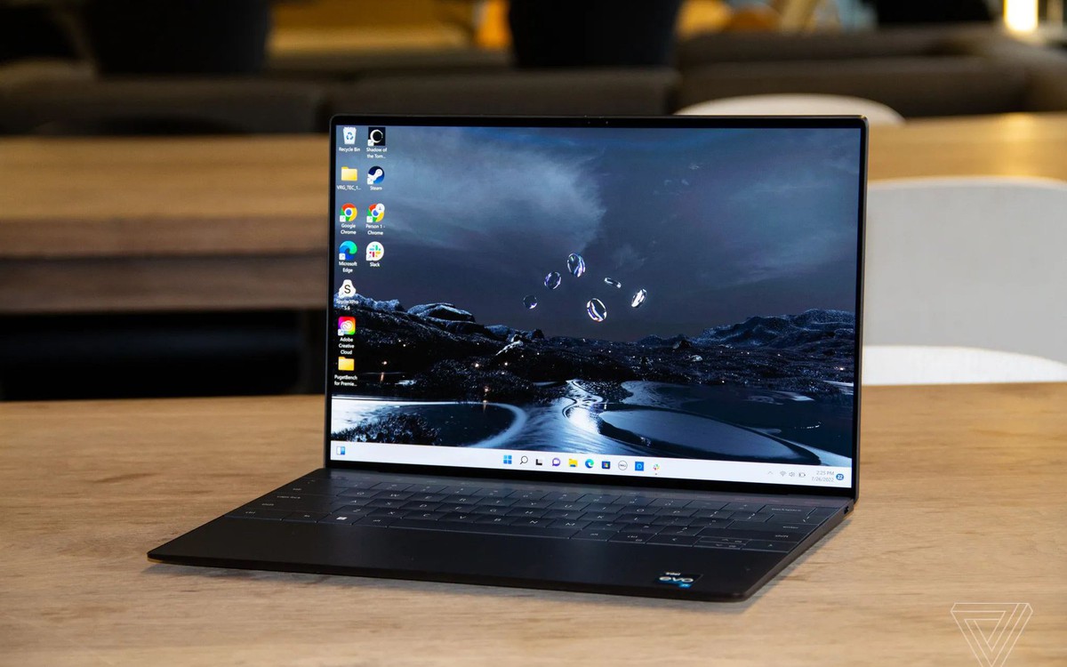 Bài Học Đắt Giá Từ Việc Đổi Tên Thương Hiệu Laptop Của Dell