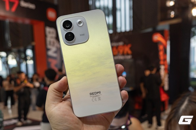 Thiết kế chuyển sắc của REDMI Note 17 Pro Max
