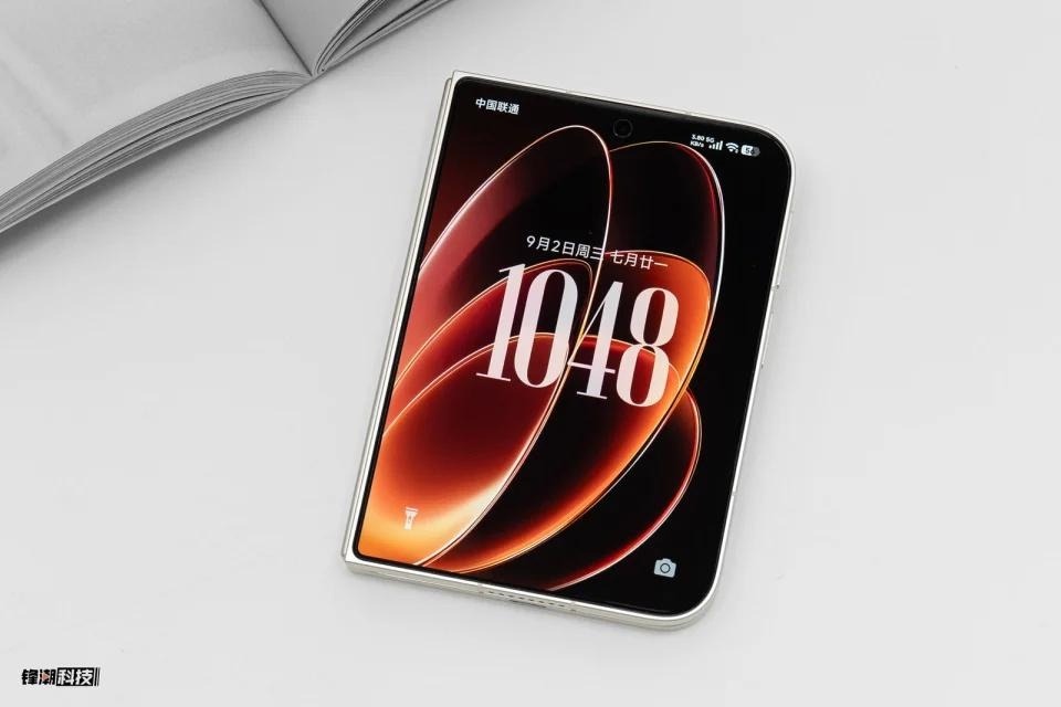 Xiaomi 18 Fold xuất hiện trước iPhone Fold: những điểm khiến đối thủ phải dè chừng