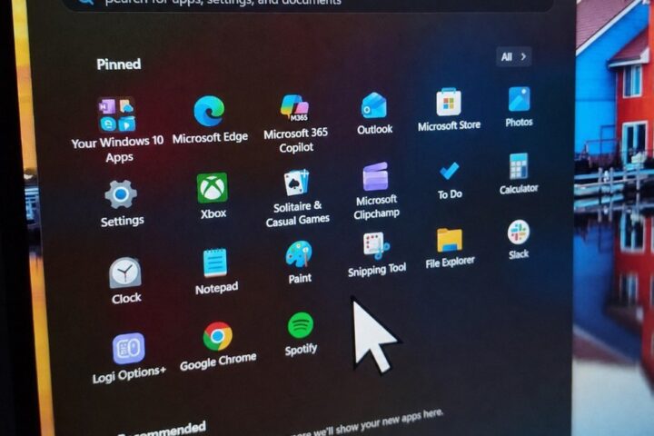 Windows 11: Điều Tra Về Lỗi Con Trỏ Phóng To và Cảnh Báo Defender