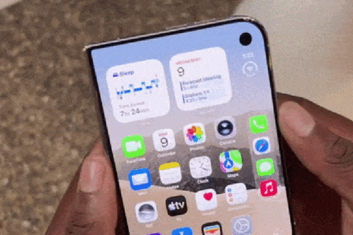 iPhone Duo: Khi chuyển động giao diện quyết định trải nghiệm