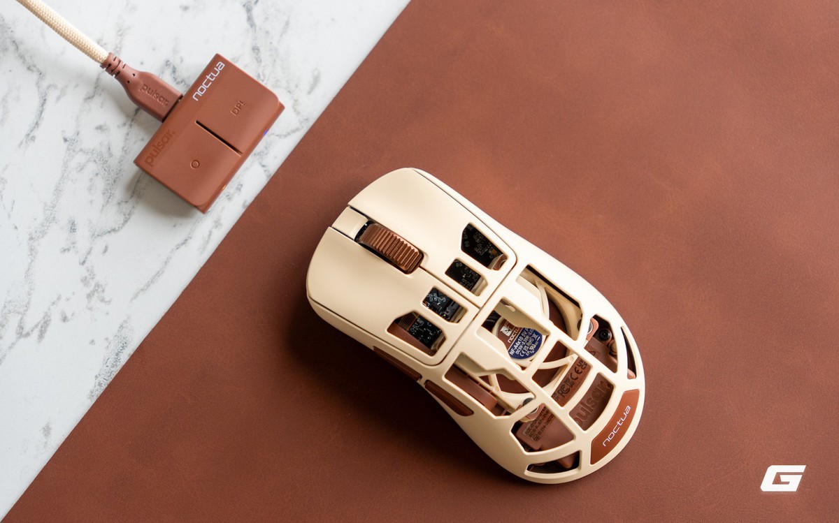 Feinmann F01 Noctua Edition: Khi quạt máy biến bàn tay game thủ thành vùng khí mát