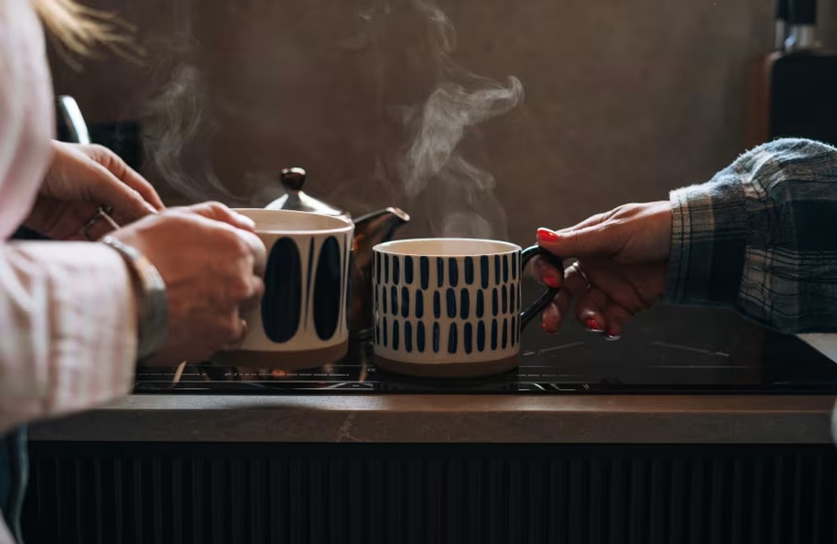Đồ uống rất nóng và ung thư thực quản: bằng chứng từ nghiên cứu quy mô lớn và lời khuyên thực tế