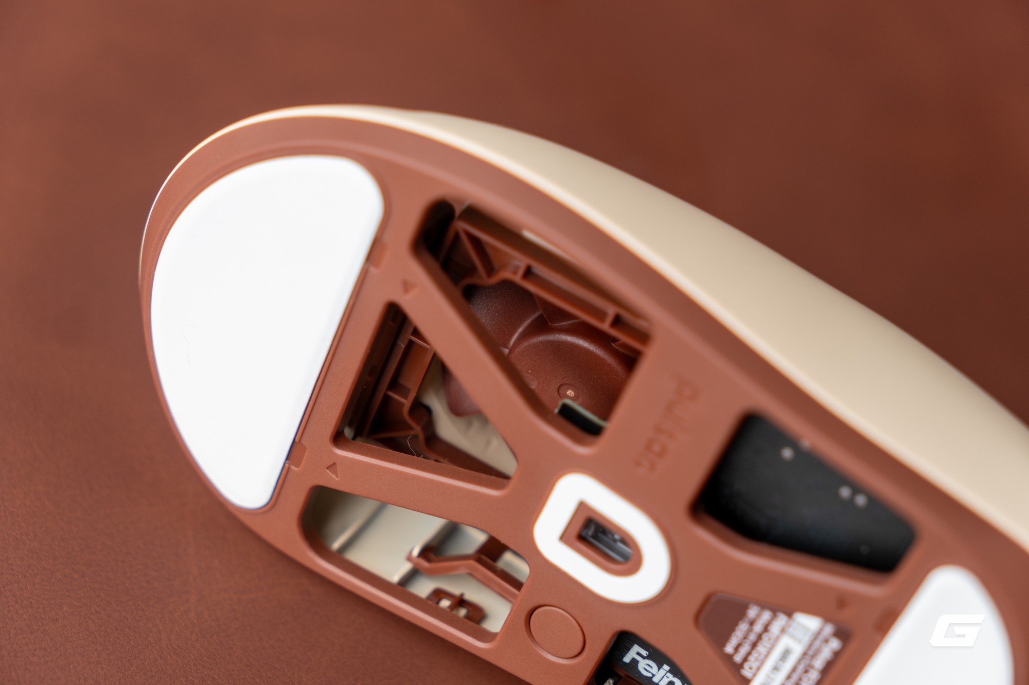 Mang hẳn quạt Noctua vào Feinmann F01, Pulsar làm ra con chuột “mát tay” nhất tôi từng dùng - Ảnh 13.