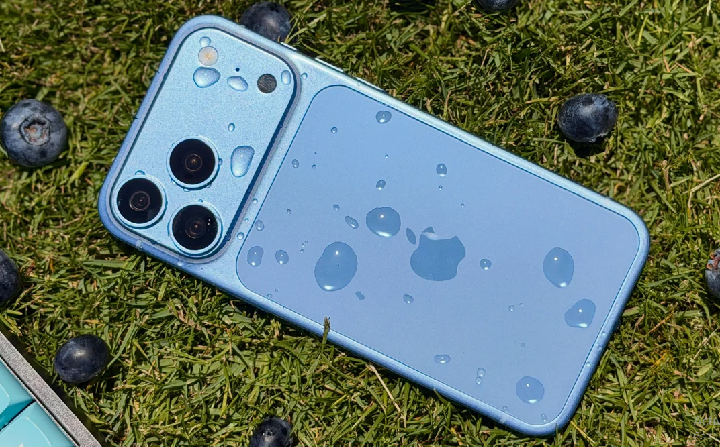 Màu iPhone 18 Pro: Sky Blue, Dark Cherry và tông tối